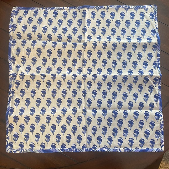 Set of 8 Cobalt and White Colored Cloth Napkins - Picture 3 of 6